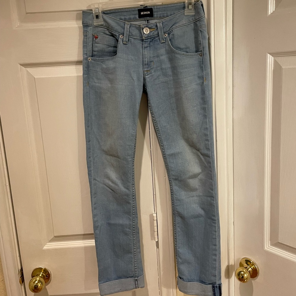 Hudson Bacara straight flood cuff crop stretch flap pocket jeans. Size 24.